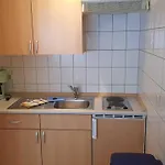 2 Uknr 4552 *
